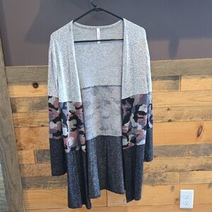 Stylish Gray and Black Women's Cardigan